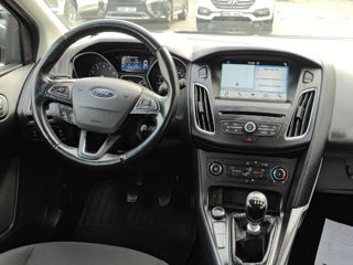 Ford Focus foto 13