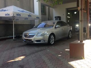 Opel Insignia foto 8