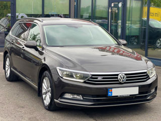 Volkswagen Passat foto 4