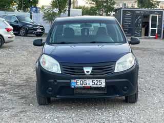 Dacia Sandero foto 2