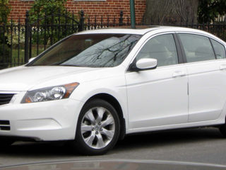 Honda Accord 2008-2011 Piese !!! foto 2