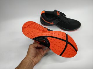 Nike air presto black orange foto 4