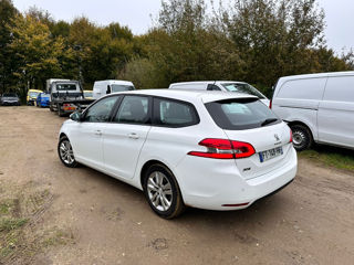 Peugeot 308 foto 8