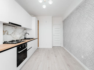 ExFactor / 1 odaie / priveliște uimitoare /