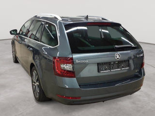 Skoda Octavia foto 2