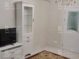 Apartament cu 1 cameră, 50 m², Centru, Chișinău foto 2