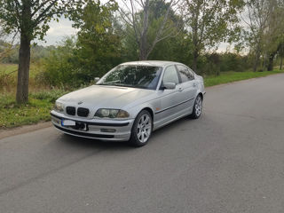 BMW 3 Series foto 1