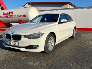 BMW 3 Series foto 2