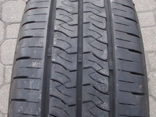 235 65 r16 C Kumho