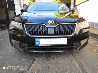 Skoda Superb foto 1