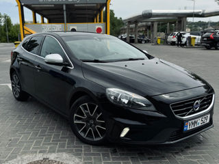 Volvo V40 foto 1