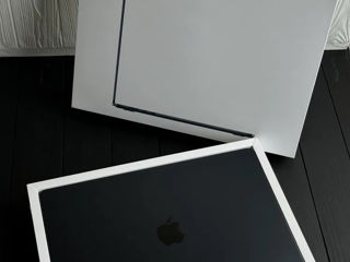 Urgent! Macbook Air 15 inch m3 chip 8gb/512gb NOU! foto 2