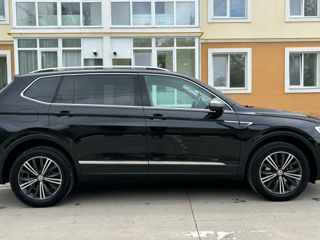 Volkswagen Tiguan foto 3