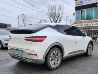 Genesis GV60 foto 2