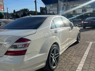 Mercedes S-Class foto 2