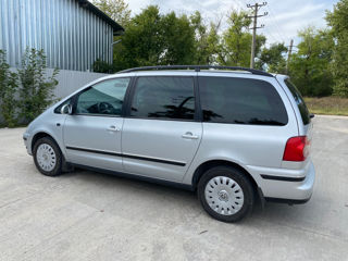 Volkswagen Sharan foto 4