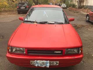 Mazda 323 foto 5