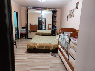 Apartament cu 2 camere, 52 m², Periferie, Cahul foto 2