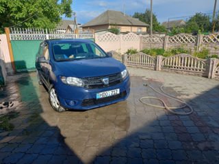 Dacia Sandero foto 2