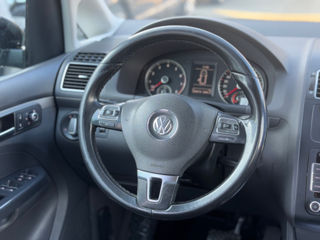 Volkswagen Touran foto 11