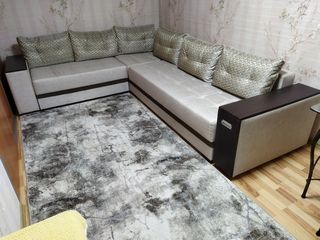 Canapea de colt угловои диван - este ca nou starea 10/10