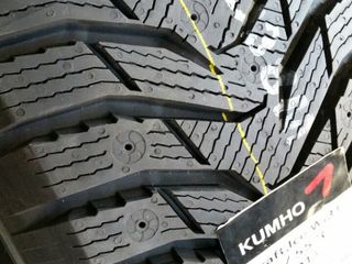 225/55-R17 Kumho Winter Craft Ice foto 1