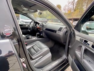 Volkswagen Touareg foto 9