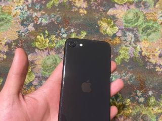 iphone se 2020 sau schimb pe xr sau 11 foto 2