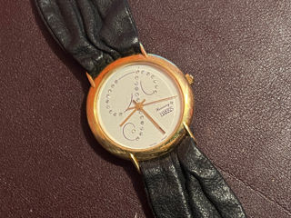 Женские  кварцевые  наручные часы foto 8