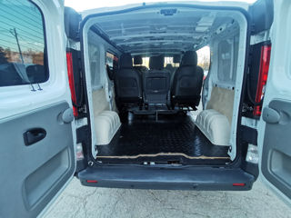 Opel Vivaro foto 14