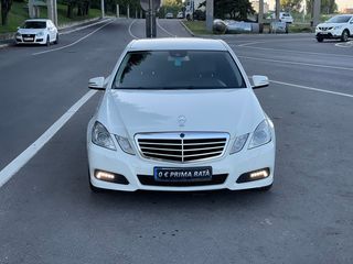 Mercedes E Class foto 2