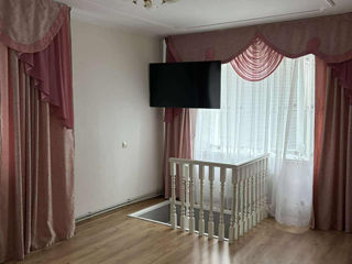 Casa în 2 nivele în orasul Ghindesti фото 6