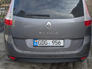 Renault Grand Scenic foto 3