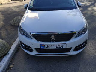 Peugeot 308 foto 9