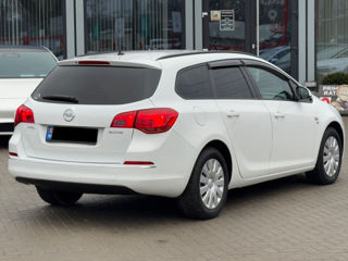 Opel Astra foto 4