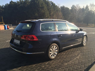 Volkswagen Passat foto 4