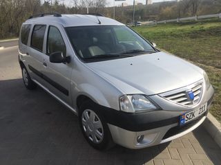 Dacia Logan foto 2