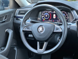 Skoda Superb foto 9