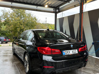 BMW 5 Series foto 4