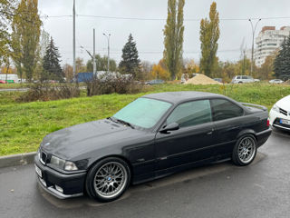 BMW 3 Series Coupe foto 4