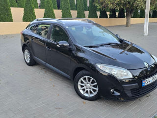 Renault Megane foto 2