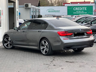 BMW 7 Series foto 5