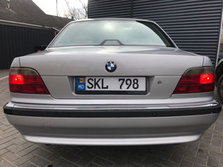 BMW 7 Series foto 5