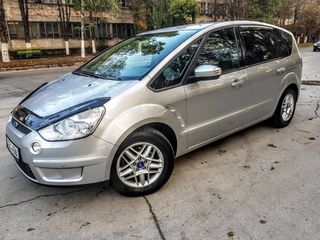 Ford S-Max foto 7