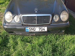 Mercedes E-Class