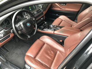 BMW 5 Series foto 5