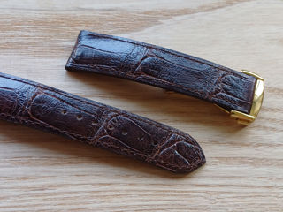 Curele de ceas din piele naturală de crocodil. Ремешки для часов из натуральной кожи крокодила.