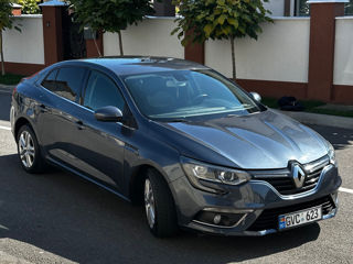 Renault Megane foto 2