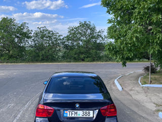 BMW 3 Series foto 5