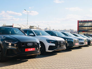 Audi Q8 foto 1